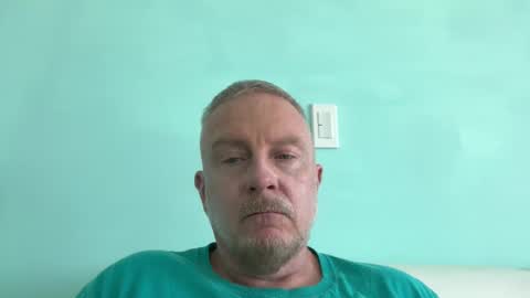 Snapshot of sonnydonut chatting on February 9, 8:24 pm Max Banana online show from February 9, 8:24 pm