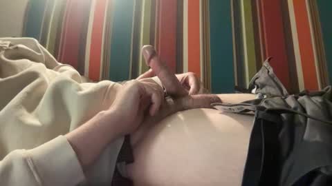 Snapshot of sonofaulos chatting on December 21, 10:50 pm sonofaulos online show from December 21, 10:50 pm