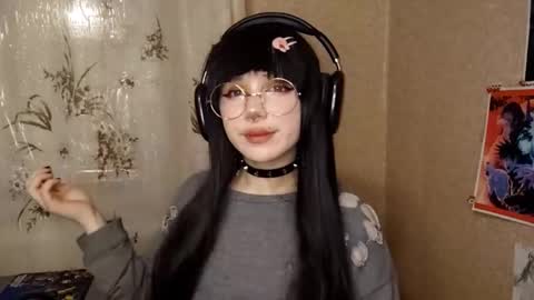 Snapshot of sonwosick chatting on March 3, 4:13 pm Mila online show from March 3, 4:13 pm