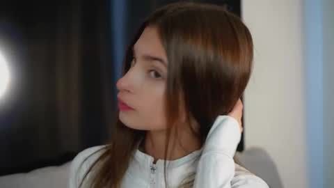 Eva 3 online show from October 15, 8:14 am