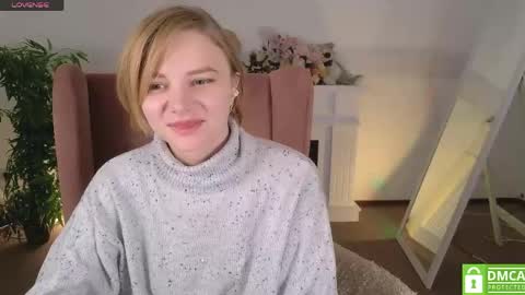 Snapshot of sookonstellita chatting on May 2, 11:21 pm Litta online show from May 2, 11:21 pm