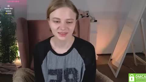 Snapshot of sookonstellita chatting on May 20, 12:28 am Litta online show from May 20, 12:28 am