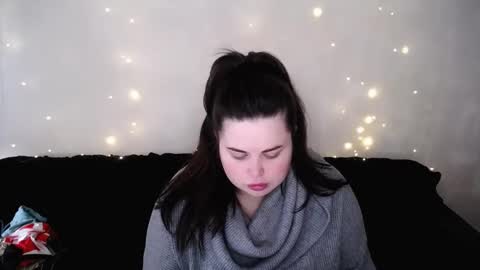 sophia__olsen online show from March 12, 6:41 am