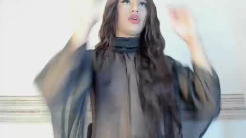 Snapshot of sophia_cambpell chatting on September 23, 9:18 pm Sophia online show from September 23, 9:18 pm