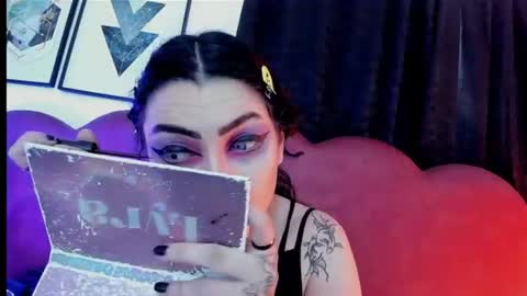 Snapshot of sophia_dk chatting on July 24, 4:49 pm sophia hottie online show from July 24, 4:49 pm