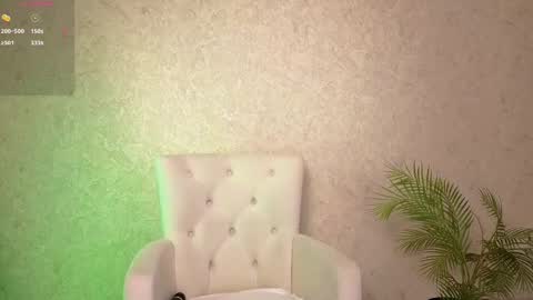 Snapshot of sophia_dreamy chatting on March 6, 2:51 am Sophia online show from March 6, 2:51 am