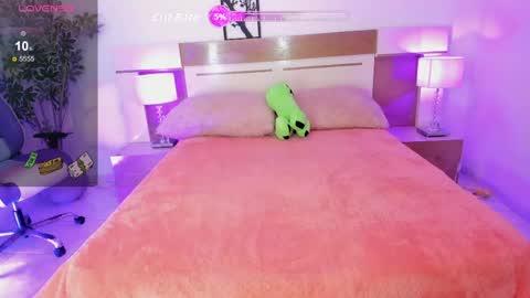 Snapshot of sophia_duarte_ chatting on May 27, 11:51 am sophia_duarte_ online show from May 27, 11:51 am