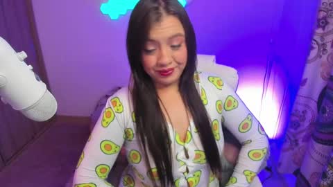 sophia_grants online show from January 21, 4:21 am