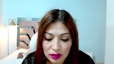 Snapshot of sophia_hadid chatting on January 22, 11:10 pm Sophia online show from January 22, 11:10 pm