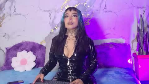 sophia online show from March 27, 2:50 am