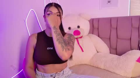 Snapshot of sophia_karsonn chatting on October 25, 9:09 pm Sophia Carson online show from October 25, 9:09 pm