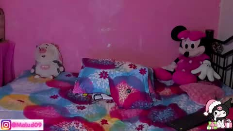 Snapshot of sophia_milano chatting on December 26, 1:43 pm sophia_milano online show from December 26, 1:43 pm