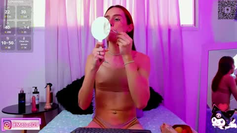 Snapshot of sophia_milano chatting on February 3, 3:06 pm sophia_milano online show from February 3, 3:06 pm