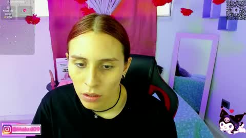 Snapshot of sophia_milano chatting on February 21, 12:06 pm sophia_milano online show from February 21, 12:06 pm