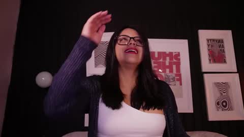 Snapshot of sophia_wilsonn_ chatting on February 24, 10:35 am Sofi online show from February 24, 10:35 am