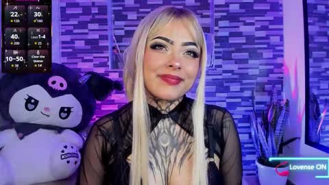 Snapshot of sophiaa_cherry chatting on October 14, 9:15 pm Sophia online show from October 14, 9:15 pm
