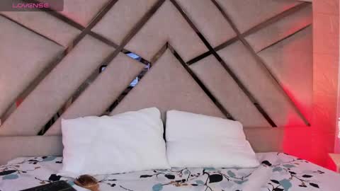 Snapshot of sophiaa_paris chatting on May 25, 3:23 am Sophia Paris online show from May 25, 3:23 am