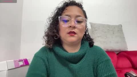 sophiaburton online show from September 14, 4:22 am