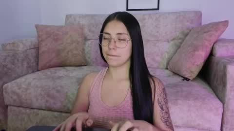 sophiacolemann online show from February 26, 9:58 pm