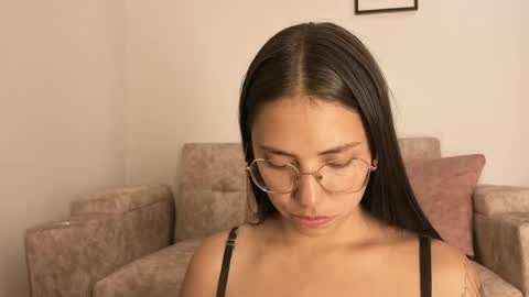 Snapshot of sophiacolemann chatting on May 6, 1:57 am sophiacolemann online show from May 6, 1:57 am