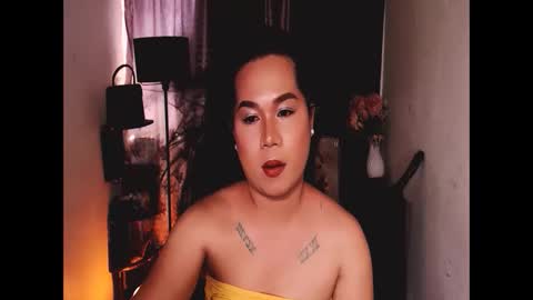 Snapshot of sophiacollinsx chatting on May 31, 2:53 am sophia will make u day online show from May 31, 2:53 am