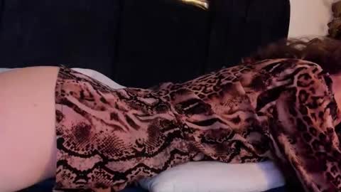 sophiamiller6 online show from April 10, 5:06 pm