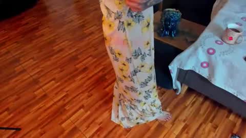 sophiamiller6 online show from April 14, 3:18 pm