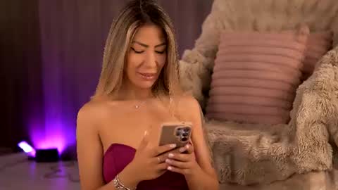 Snapshot of sophiapotts chatting on June 16, 3:09 am Sophie online show from June 16, 3:09 am