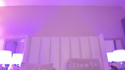 Snapshot of sophiasmiths_ chatting on May 7, 10:26 pm SophiaSmiths online show from May 7, 10:26 pm