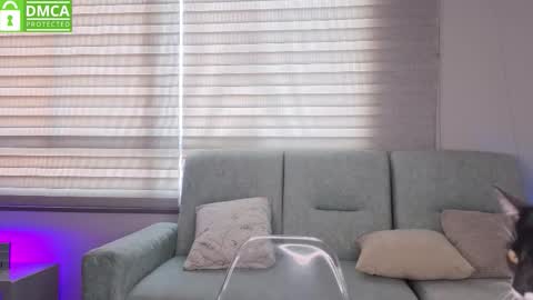 Sophie  online show from November 21, 3:00 pm