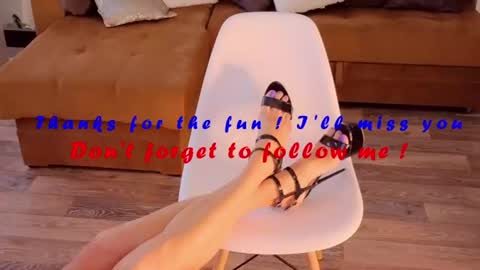 Sophie online show from June 12, 6:34 am