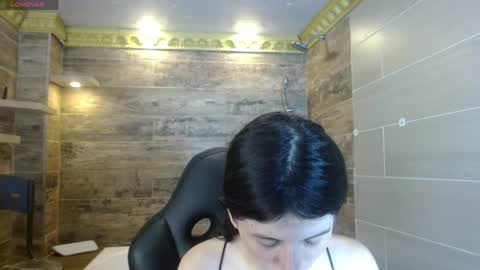 Snapshot of sophie_copers chatting on April 25, 7:22 pm S O P H I E online show from April 25, 7:22 pm