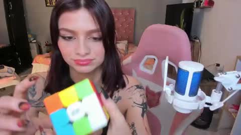 Snapshot of sophie_dolly_ chatting on July 31, 2:00 am sophie doll online show from July 31, 2:00 am