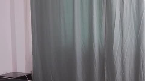 Snapshot of sophie_jeans chatting on October 5, 1:42 pm Sophie jeans online show from October 5, 1:42 pm