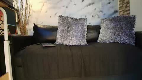 Snapshot of sophie_littles chatting on September 22, 11:45 am Sophie online show from September 22, 11:45 am