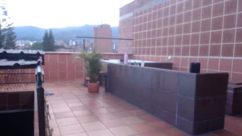 Snapshot of sophie_lopez1 chatting on July 5, 11:01 pm Sofa online show from July 5, 11:01 pm