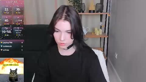 sophie_nomenal_ online show from September 17, 9:27 pm