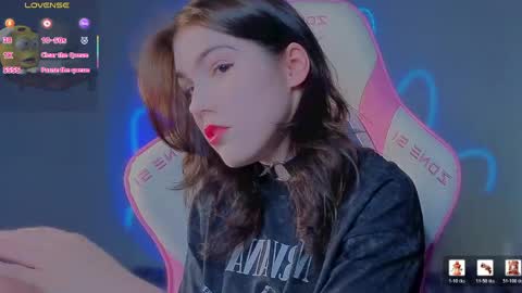 Snapshot of sophie_nomenal_ chatting on May 26, 4:14 pm sophie_nomenal_ online show from May 26, 4:14 pm