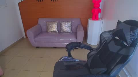 Snapshot of sophie_t_ chatting on December 24, 3:38 am Sofia online show from December 24, 3:38 am