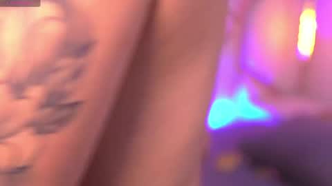 Sophie online show from April 17, 8:23 pm