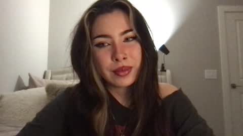 Sophie Belle online show from November 19, 2:11 am