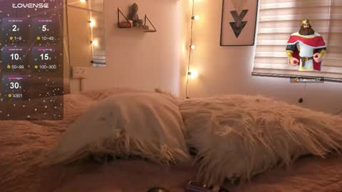 Sophie  online show from March 11, 3:29 pm