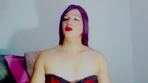 sophiehillsxo online show from February 20, 6:26 am