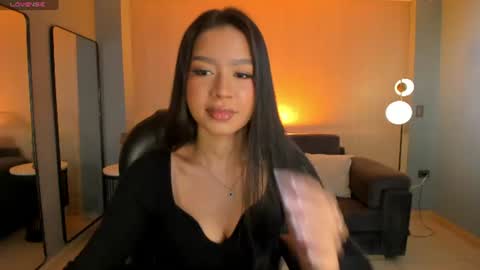Snapshot of sophiehouston_ chatting on June 9, 2:45 am Sophie Houston online show from June 9, 2:45 am