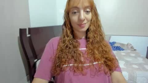 Snapshot of sophielatina chatting on February 2, 12:53 am Sophia online show from February 2, 12:53 am