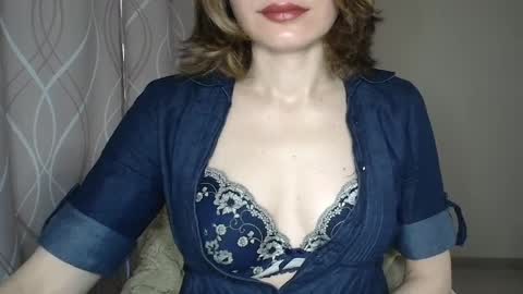 Sophiemisss online show from March 27, 6:19 am