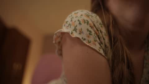 Snapshot of sophiephoria chatting on January 19, 7:04 pm Sophie Next stream 3 online show from January 19, 7:04 pm