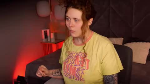 Sophie online show from March 8, 8:23 pm