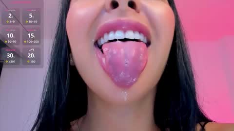 sophierooy online show from February 19, 4:14 pm