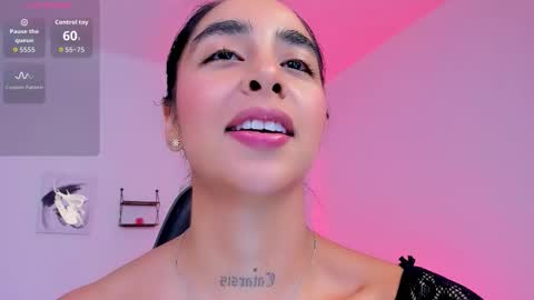 sophierooy online show from March 1, 8:11 pm